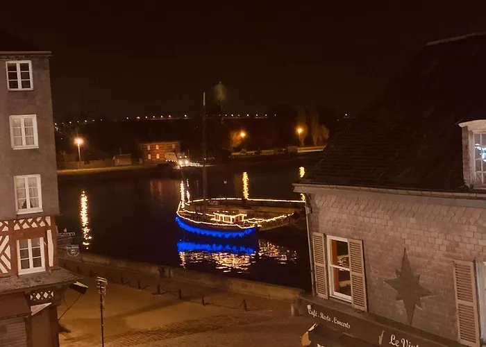 شقة La Loge Des Artistes أونفلور